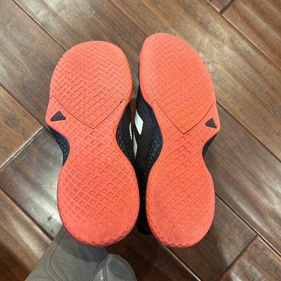 ADIDAS Men’s Tennis Pickleball shoes
Court Flash All Court - Picture 5 of 5